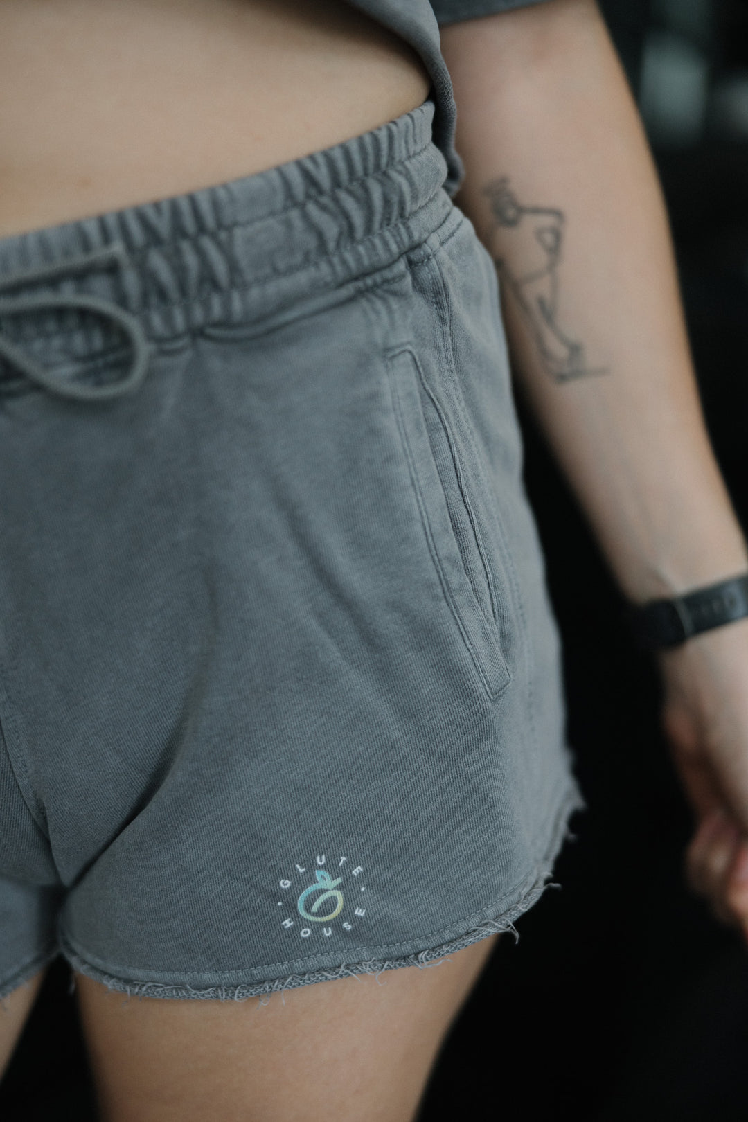 GluteHouse Raw Edge Short
