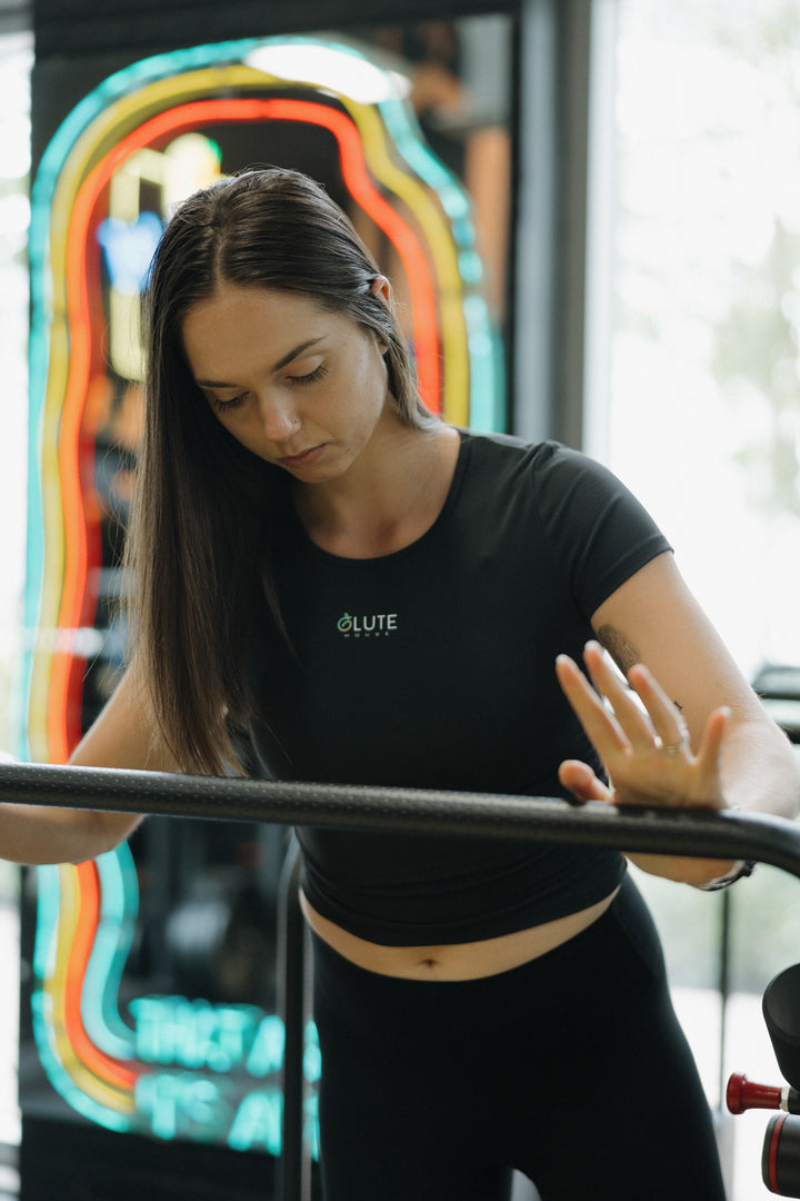 GluteHouse Ruched Crop Top